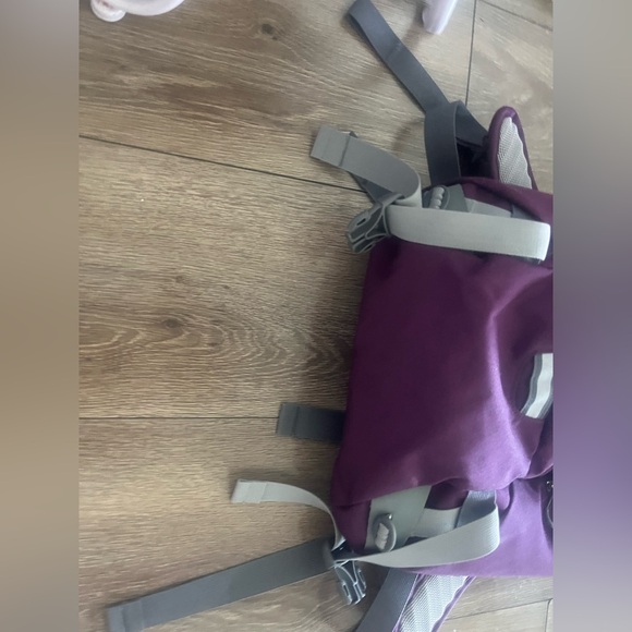 Osprey Flapjill Purple Backpack for Women - Picture 2 of 6